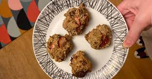 For several weeks, keep a diary of what you eat and when you have flares. Easy Oat And Banana Cookie Recipe Inflammatoryboweldisease Net