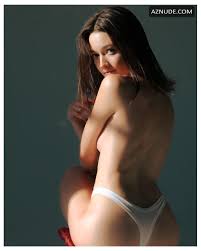 CAITLIN ERIN ONEILL Nude - AZNude