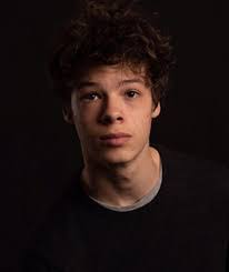 Paul Kircher's Instagram, Twitter & Facebook