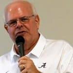 Eli Gold kicking off 30th season as the voice of the Alabama Crimson Tide