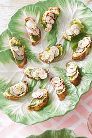 With tender asparagus, sweet glazed carrots, a decadent potato gratin, roasted ham, and even homemade biscuits, there's plenty to. 63 Best Easter Dinner Ideas Easy Easter Dinner Recipes