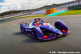 La formule e, également connue sous son acronyme fe, est une catégorie de compétition automobile de type monoplace électrique réglementée par la fédération internationale de l'automobile (fia). Formule 1 Vergne Imagine Une Formule 1 Electrique En 2030