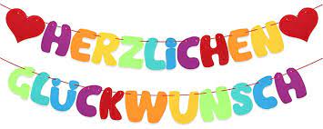 Ihr habt nun das erreicht, was sich so viele noch erträumen. Vinfutur Herzlichen Gluckwunsch Girlande Gratulation Banner Bunt Filz Hangende Deko Fur Abitur Abschluss Graduation Geburtstag Hochzeit Jubilaum Ruhestand Amazon De Spielzeug