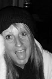 How to cover a cake board with fondant?