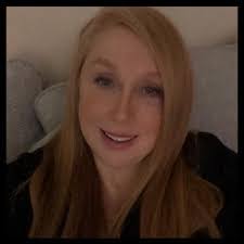 Krista Bowen's Instagram, Twitter & Facebook