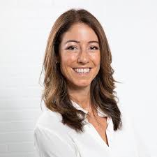 The Professional Mom: How To Be A Stay-At-Home Mom and Raise Successful  Children Without Losing Your Money or Your Mind: Woomer, Lisa, Nuttall-Smith,  Alexandra, Newcamp, Elizabeth, Solis, Lissa, Mintz, Sara, Gelb, Rivkah