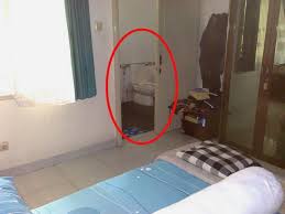 Kamar mandi yang indah, akan terasa jelek jika kebersihannya tidak dijaga. Desain Kamar Mandi Sama Dapur Rumah Joglo Limasan Work