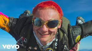 Alex Cull (@AlexMorning)