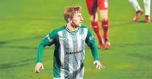 Burak kapacak 8 aralık 1999 tarihinde bursa'da doğdu. Super Lig In Devleri Burak Kapacak In Pesinde Takvim