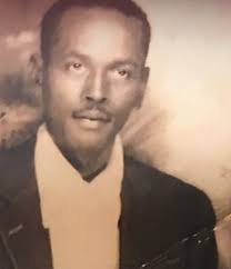 Martha Mace's Instagram, Twitter & Facebook