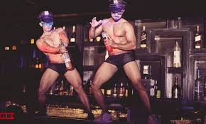 Master the art of picking up strippers. Male Strippers The Magic Mikes Of India