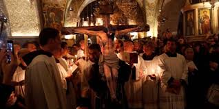 Jujur, saat ini saya masih merasa kehilangan dan tidak percaya bahwa engkau telah mengambilnya dariku. Mengapa Peringatan Kematian Yesus Dinamakan Jumat Agung Halaman All Kompas Com