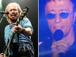 When Barry Gibb was joined on-screen by late Robin Gibb for emotional duet  of Bee...