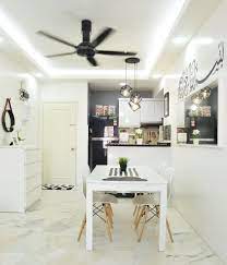 Deco ruang tamu dan dapur. Gambar Dekor Rumah Sempit Dengan Tema Warna Hitam Putih Impiana