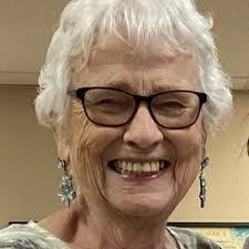 Tracy Magill's Instagram, Twitter & Facebook