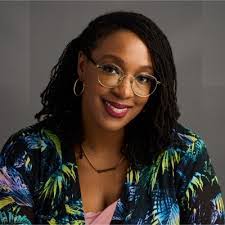 Kari Deaton's Instagram, Twitter & Facebook