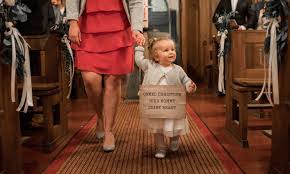 Hochzeitsbräuche sind traditionelle gepflogenheiten bei einer hochzeit, die dem brautpaar glück und schutz vor bösen geistern bieten sollen. Ideen Spiele Fur Die Kinderunterhaltung Auf Der Hochzeit