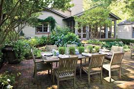 все что не убивает делает нас сильнее на английском 80 Breezy Porches And Patios Outdoor Dining Room Patio Patio Design