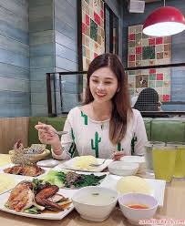 (maybe for an installment of the chicken rice chronicles eh? Sunshine Kelly Beauty Fashion Lifestyle Travel Fitness Ayam Untuk Semua Meal The Chicken Rice Shop