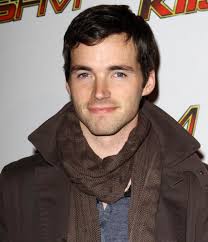 Pictures of Ian Harding, Picture #244965