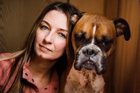 Finally managed to let them sit together and look at the camera (but it's  actually treats that they are so intently looking at). Aren't they  precious! (Photo taken by dad Peter ChØi