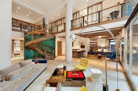The bowery is bordered by hester street to the south and east 4th street to the north; Maisonette Wohnung Mit Schickem Design Im Herzen Von Manhattan