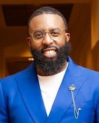 Dexter Daniel's Instagram, Twitter & Facebook