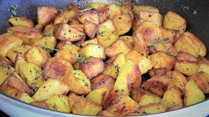Bratkartoffeln Schnelles Rezept Fur Knusprige Bratkartoffeln Aus Rohen Kartoffeln Youtube Bratkartoffeln Knusprige Bratkartoffeln Rezepte