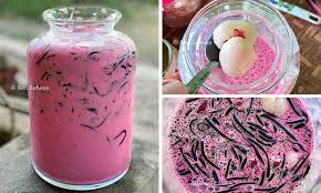 Bandung, sirap bandung, air bandung or iced bandung is a drink popular in maritime southeast asia, notably in brunei, malaysia and singapore. Cara Buat Air Bandung Laici Cincau Sedap Kaw Kaw Daily Makan