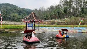 Destinasi Baru Di Magelang Tileng Water Park Lahan Kritis Jadi Taman Wisata Air Nan Indah Tribun Jogja