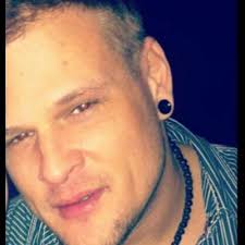 Mike Rick Lee (@RickliMike)