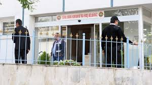 Tdk'da binlerce kelimenin yanı sıra türkçede önemli atasözleri ve deyimleri de bulunmaktadır. Turk Hava Kurumu Yonetimine Kayyum Atandi Ekonomi Haberleri