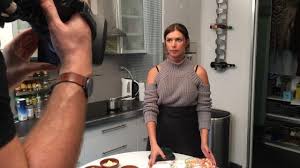 Les convives doivent mettre des notes pour évaluer la cuisine, la décoration et l'ambiance de la soirée…et le vendredi, la personne qui aura obtenu la. Nantes Diner Presque Parfait Photos Videos Des Coulisses Du Tournage Nantes Maville Com