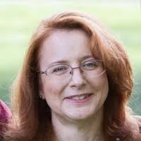 Diane Henze's Instagram, Twitter & Facebook