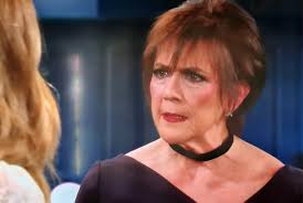 Loving Claire and so glad they redeemed her. Guess Christian is a kid in  name only. Love seeing some young faces. Don't forget Reed. Wish he was  back also. They would add