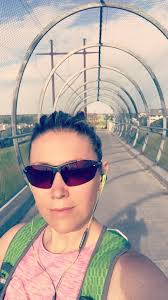 Has anyone run with a DonJoy non-rotation brace?