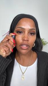 Desiree Walton's Instagram, Twitter & Facebook