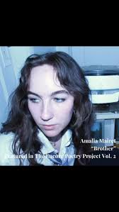 Hey everyone! I hope you're soaking up every last bit of summer. I came  across this lovely line from Linda Pastan's poem “The Months” that really  captures the essence of August: “August.