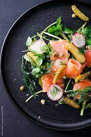 Heat 1 tsp oil in a nonstick pan over medium heat. Scottish Smoked Salmon Salad With Watercress Radish Capers And Sesame Seeds Smoked Salmon Salad Fancy Salads Salmon Salad