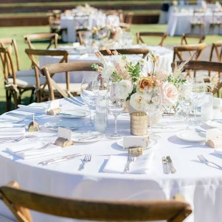 40 Simple Wedding Centerpieces for the Minimalist