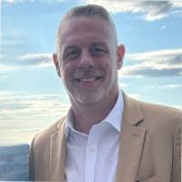 Steven Viens's Instagram, Twitter & Facebook