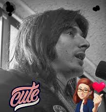 What's that thing you love about me?🥺