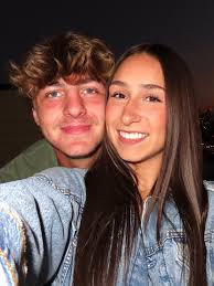 danielle (@danielle.stinson) • Instagram photos and videos