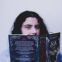 Crossbones (Kingdom of Bones Trilogy, #1) by Kimberly Vale