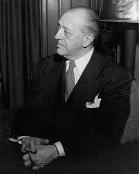 Dort wurde der legendäre sessel von ludwig mies van der rohe das erste mal präsentiert. Ludwig Mies Van Der Rohe Designer Furniture By Smow Com