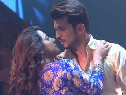 Aarohi & deep romantic wallpaper Ishq Mein Marjawan Written Update April 26 2018 Arohi And Deep Finally Meet Times Of India