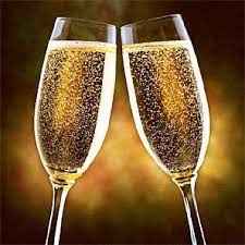 5 Tips To Write A Wedding Toast Champagne Toast Champagne Champagne Bubbles