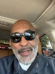 Broderick E Hauser (@resuah471_e)