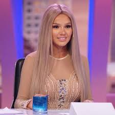 Check spelling or type a new query. Shirin David Klare Antwort Auf Den Shitstorm Gala De