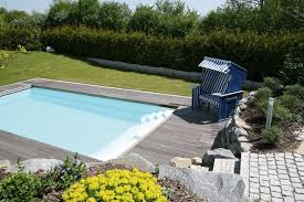 Drainage amazon affiliate link legen, um die poolfolie zu schützen, den pool zu isolieren und das laufen im pool angenehmer zu gestalten. Garten Mit Einem Pool Individuell Gestalten Galanet